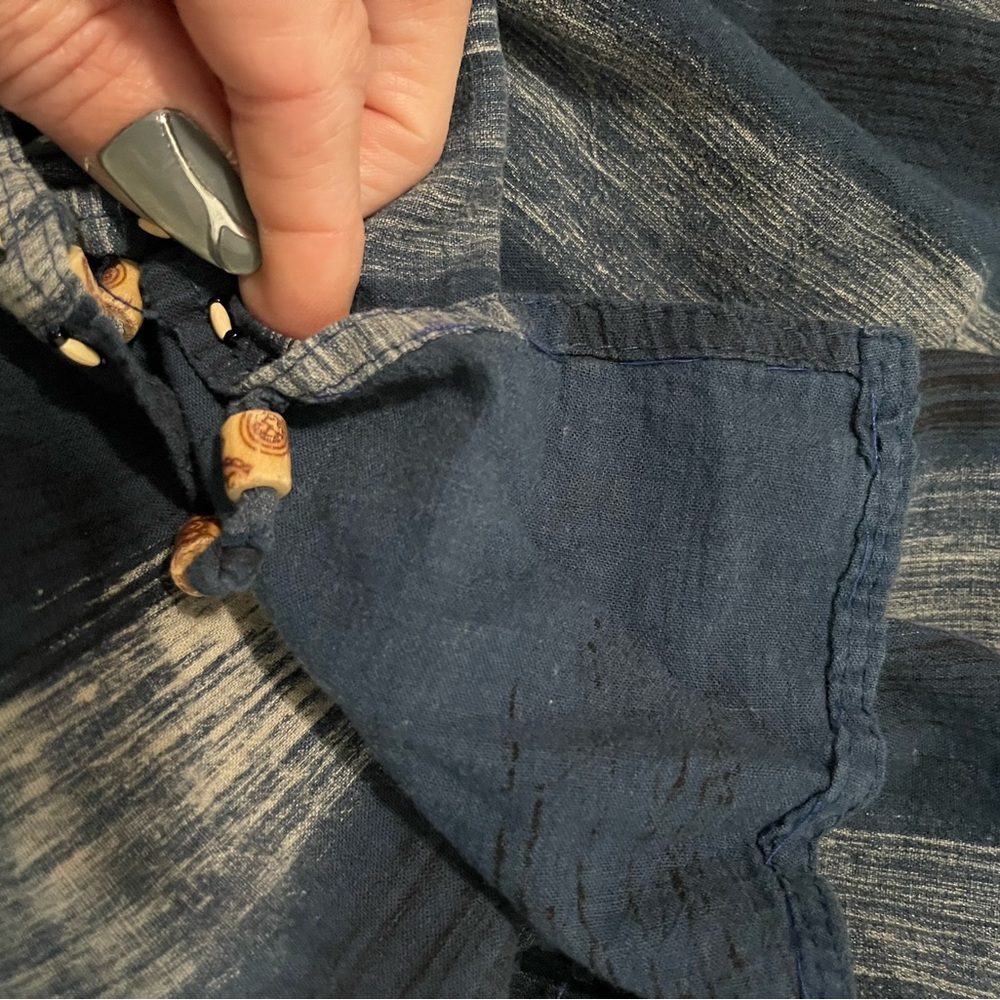 Authentic 70s handmade tunic shirt, wood beads, bell sleeves, peekaboo cut blue - Picture 12 of 12